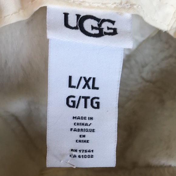 Brand New UGG Genuine Fur Shearling Sheepskin Trapper Cap Hat w/ Pom in Sand - Picture 12 of 16